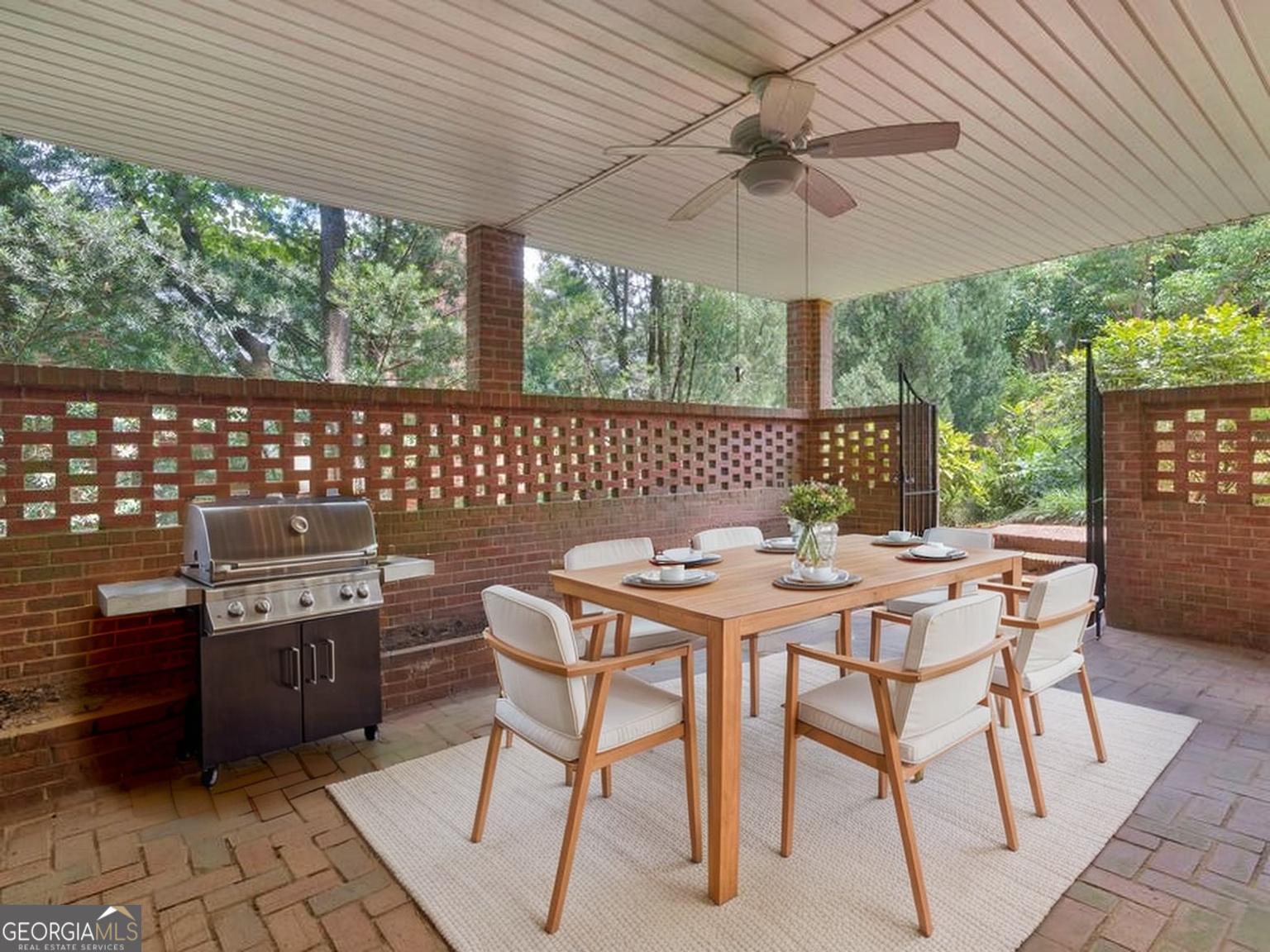 6 Downshire Lane Decatur GA 30033