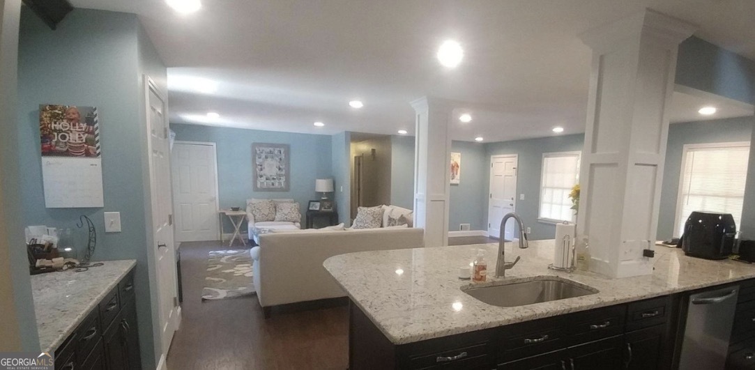 649 Crest Drive Lawrenceville GA 30046