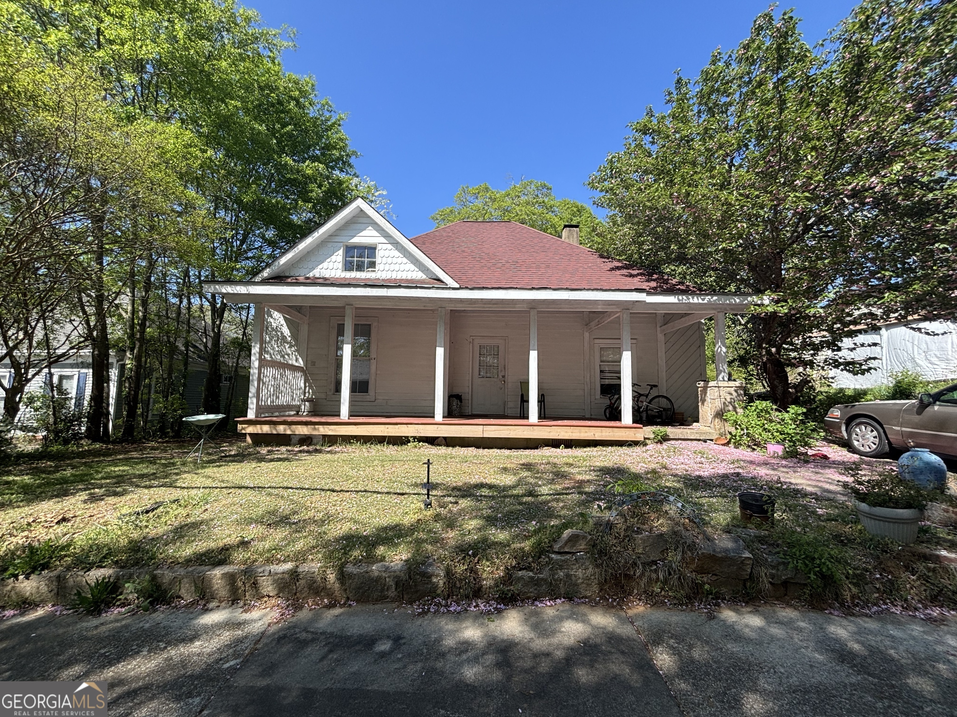 1090 Forest Avenue Stone Mountain GA 30083