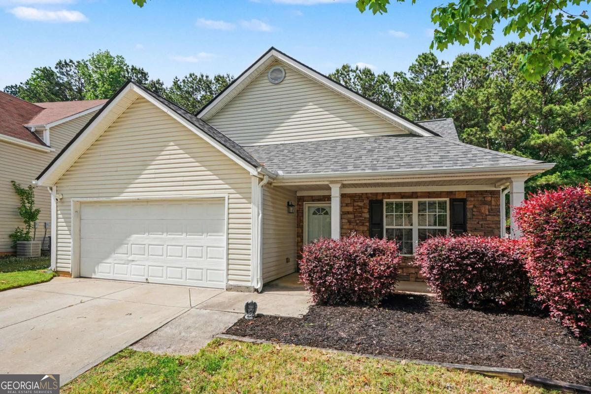 315 Shadowbrooke Circle Loganville GA 30052