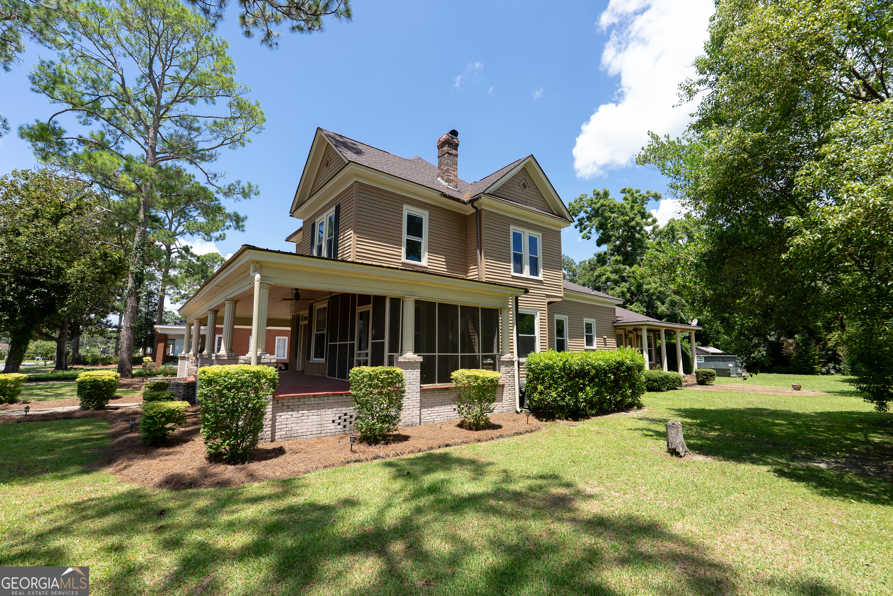 212 Hand Avenue W Pelham GA 31779