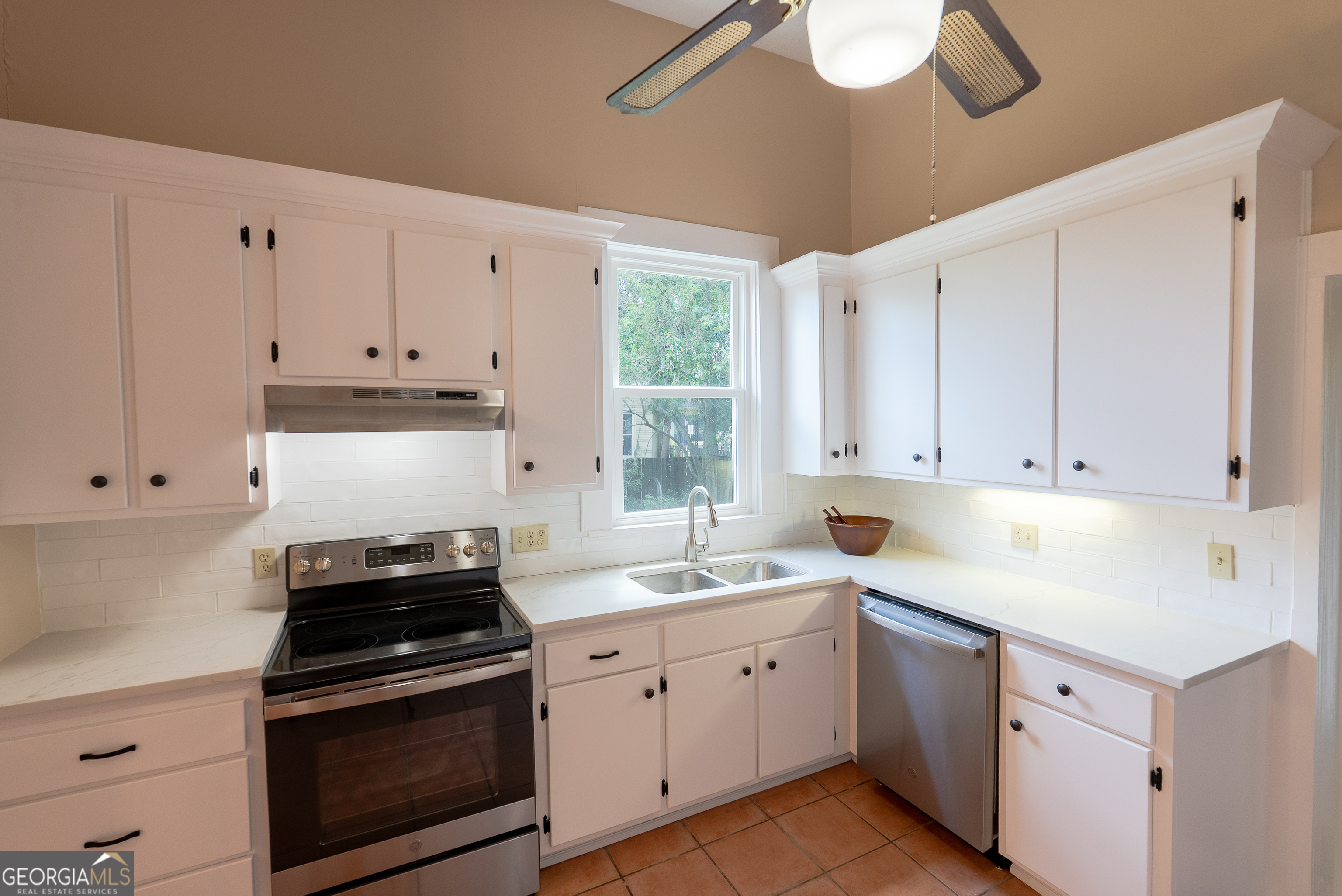 212 Hand Avenue W Pelham GA 31779
