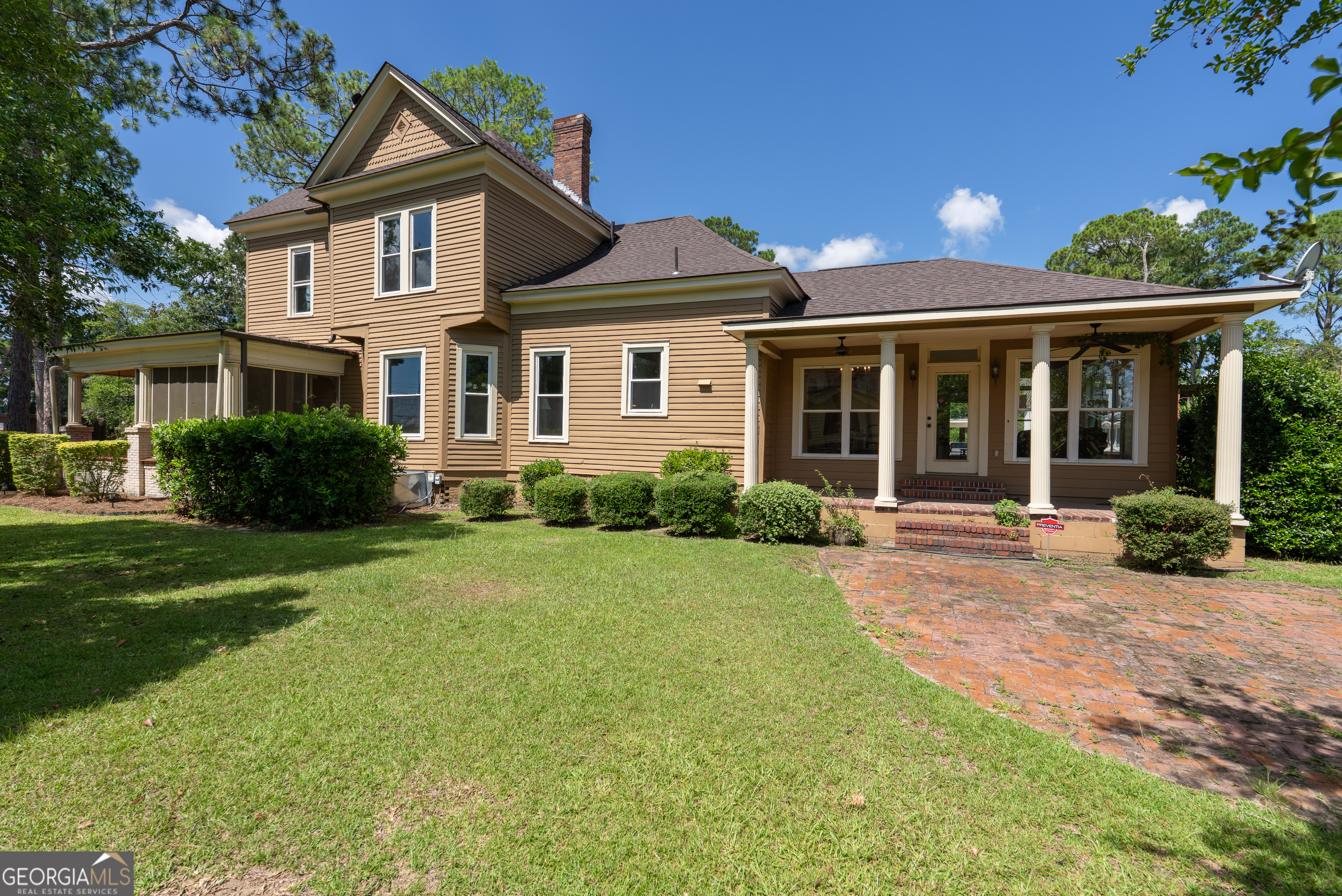 212 Hand Avenue W Pelham GA 31779
