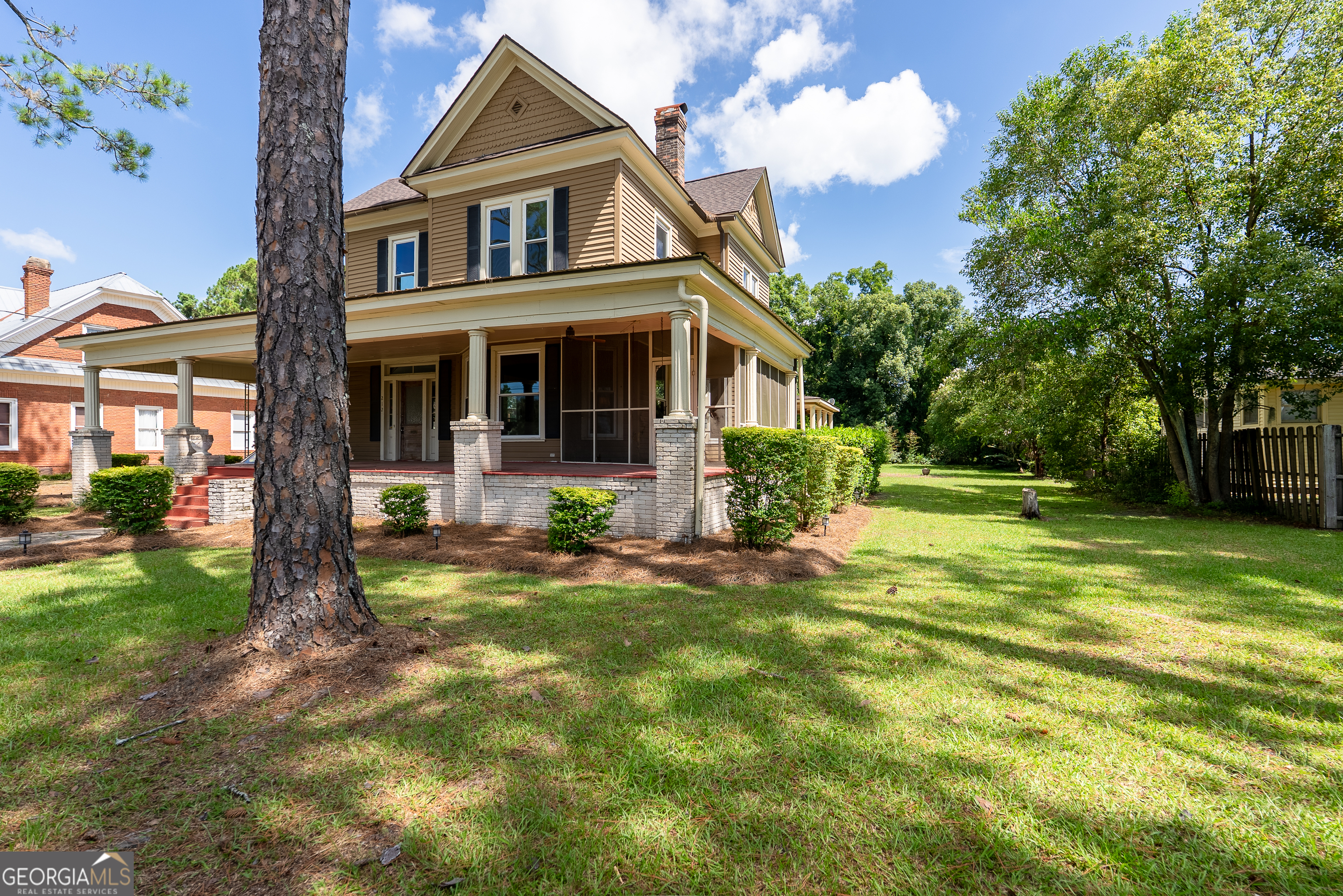 212 Hand Avenue W Pelham GA 31779