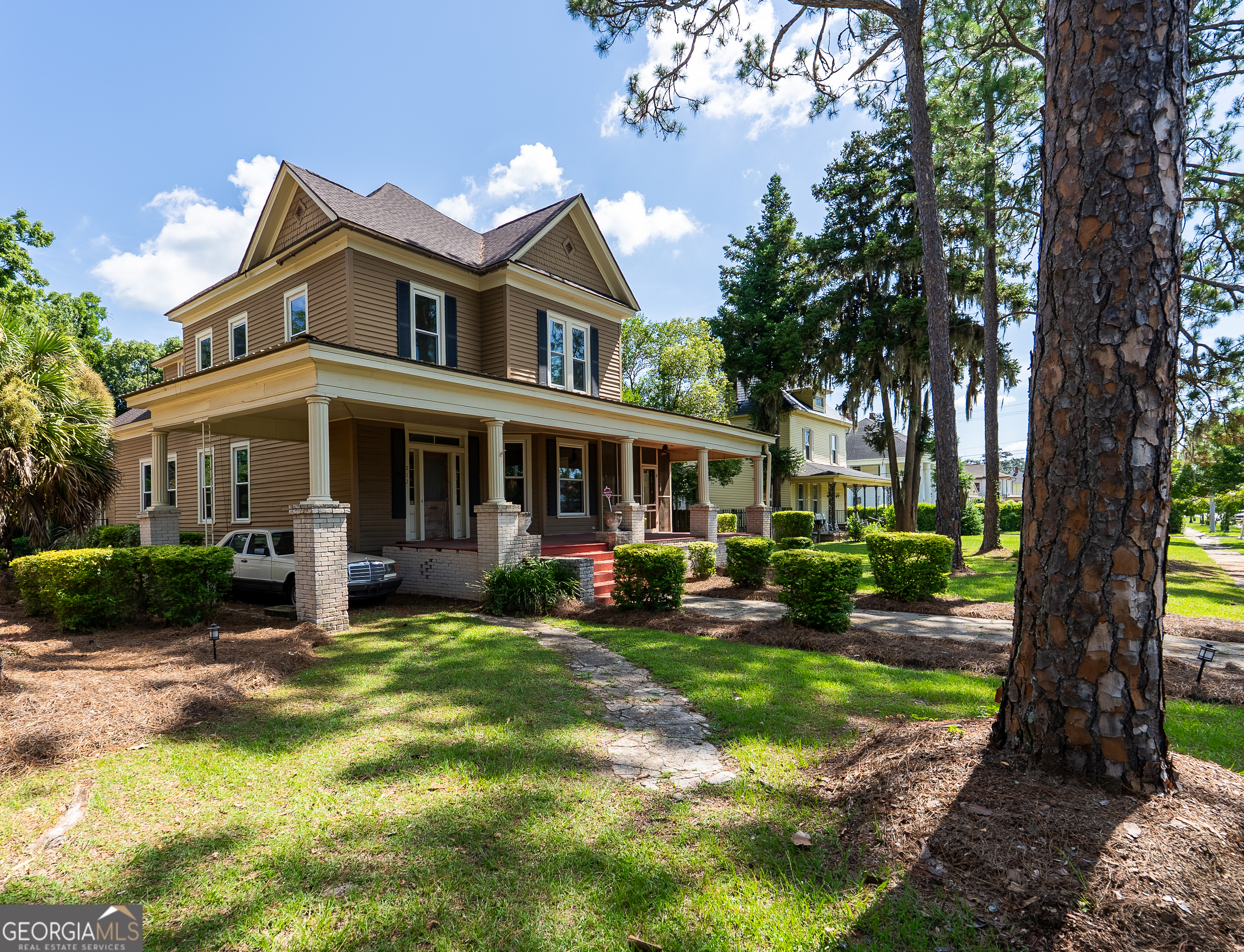212 Hand Avenue W Pelham GA 31779