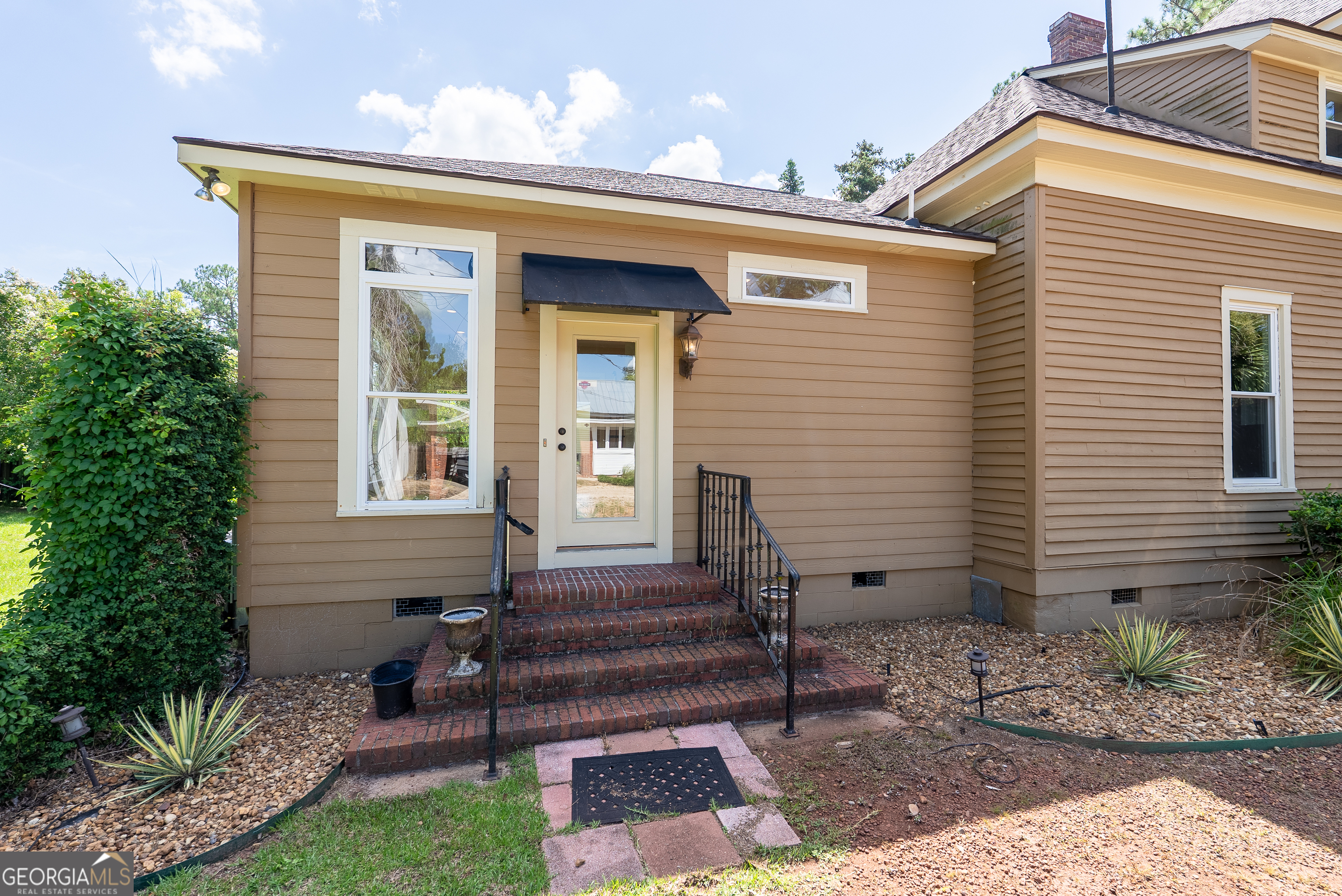 212 Hand Avenue W Pelham GA 31779