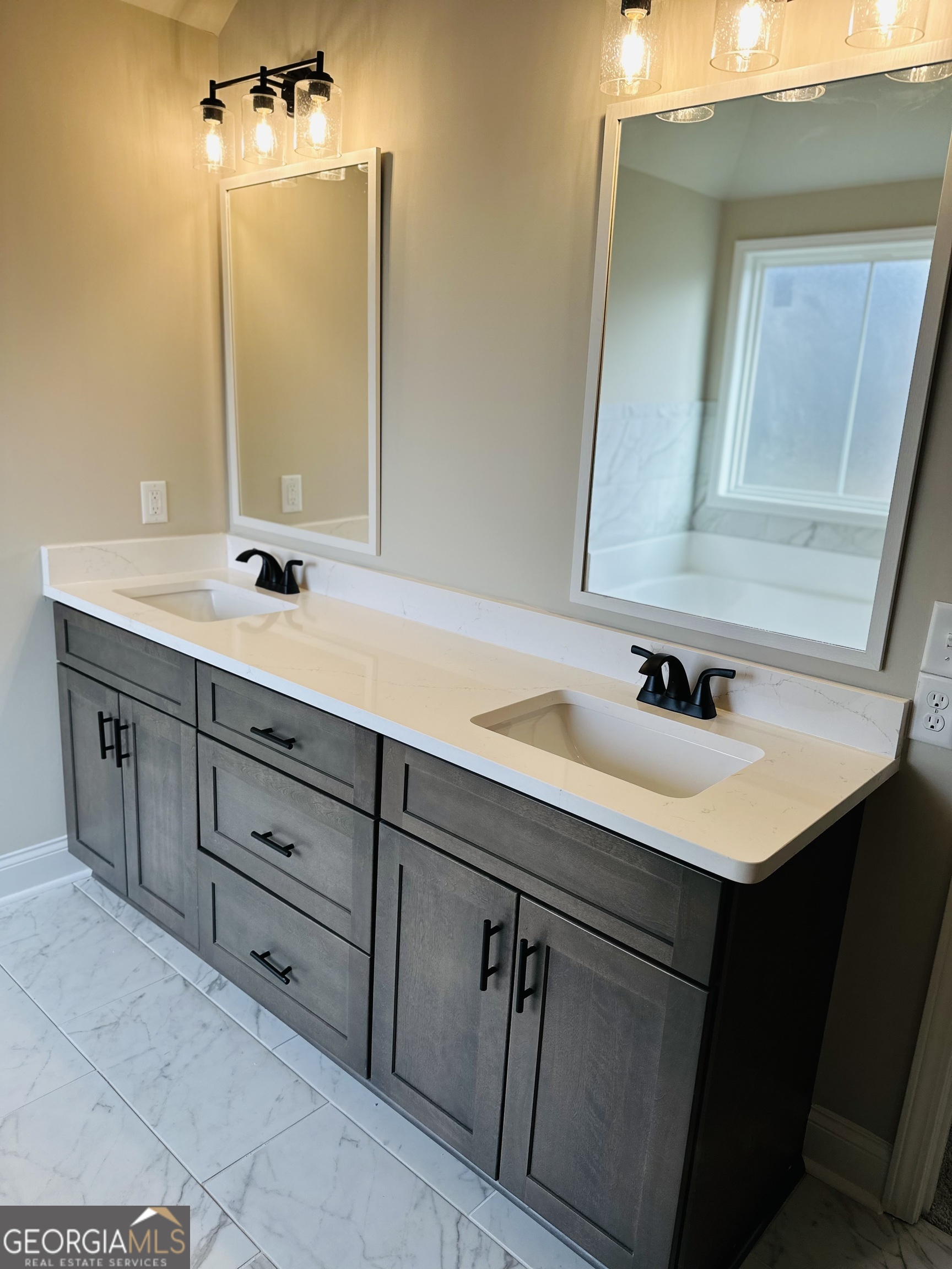 717 Lindsey Brooke Trace Bonaire GA 31005