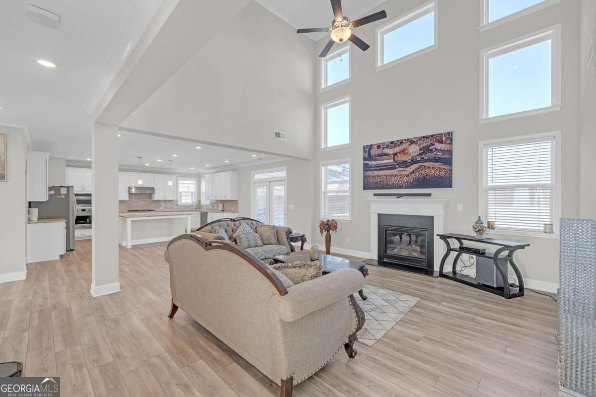 4292 Crestworth Lane SW Marietta GA 30064