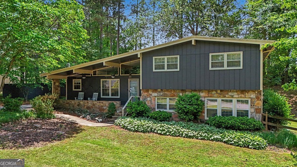 107 Lisa Lane Carrollton GA 30117