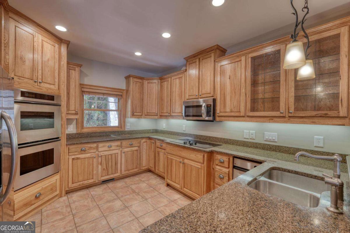 1949 Big Pine Drive Hiawassee GA 30546