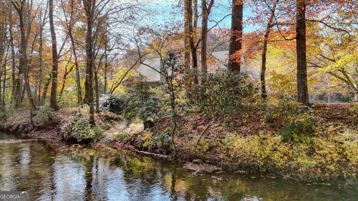 1949 Big Pine Drive Hiawassee GA 30546