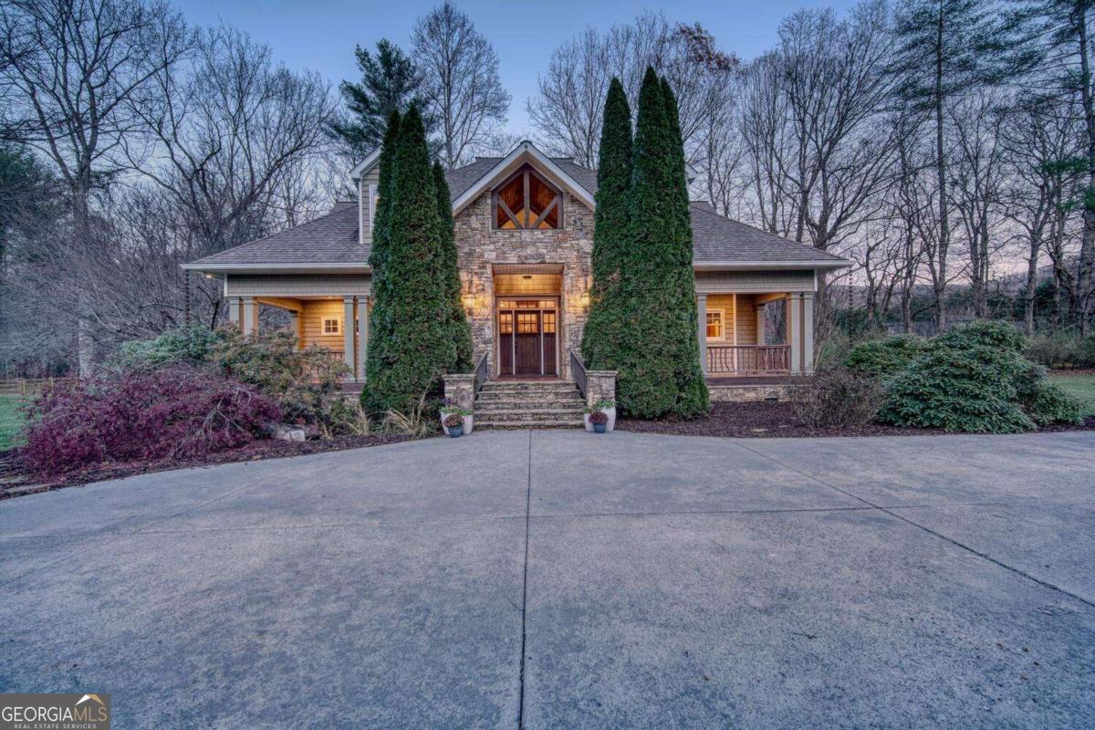 1949 Big Pine Drive Hiawassee GA 30546