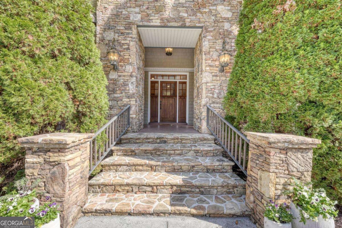 1949 Big Pine Drive Hiawassee GA 30546