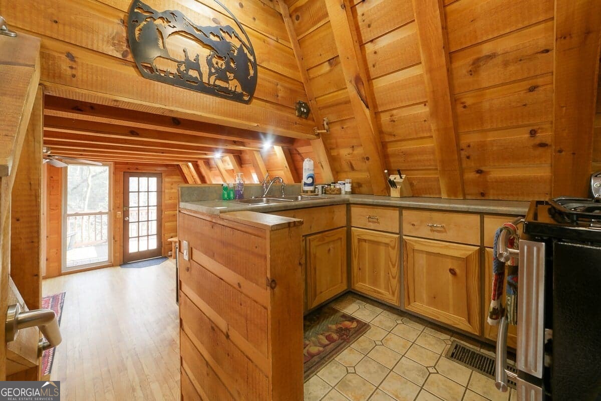 130 Mustang Creek Road Cleveland GA 30528