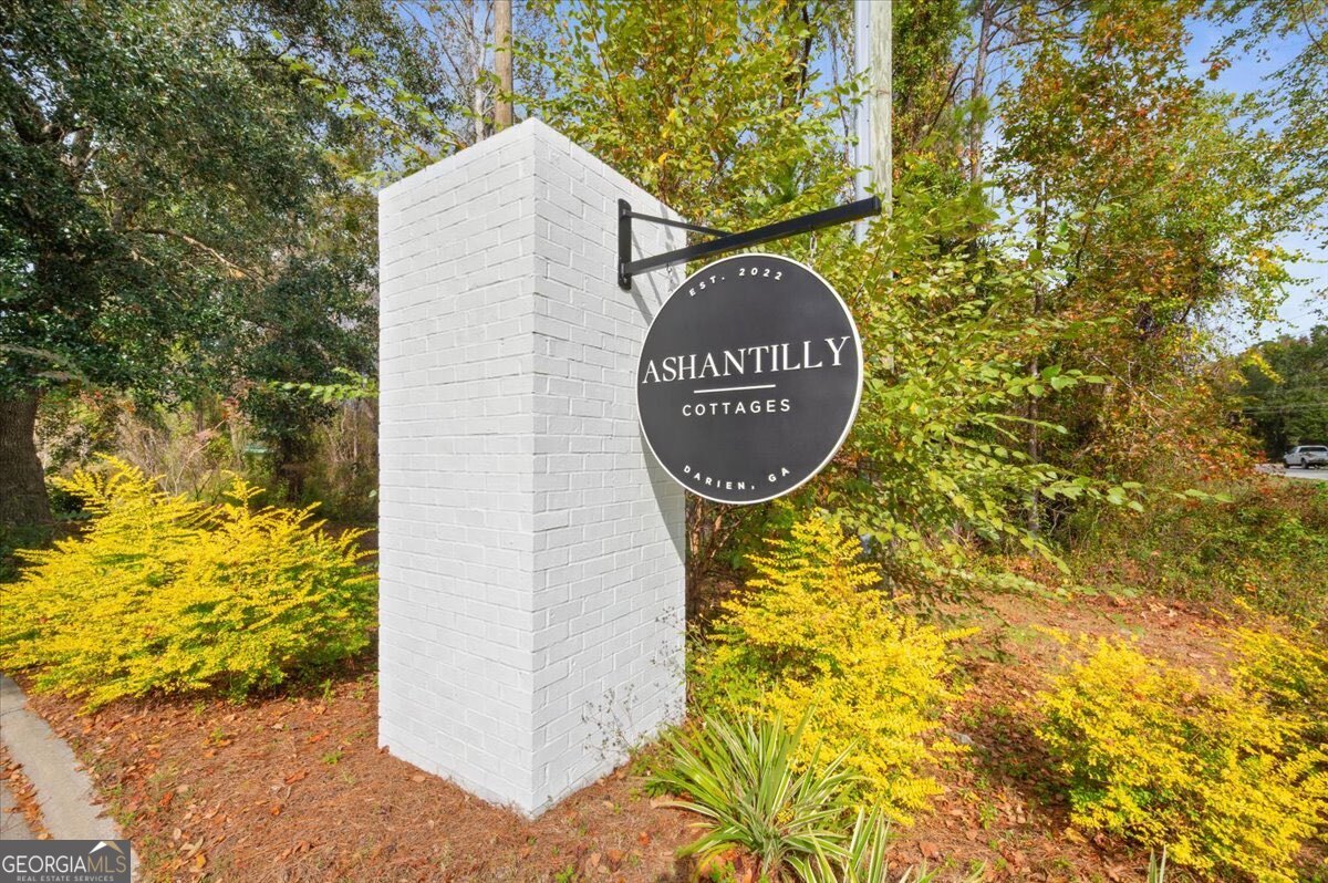 1613 Ashantilly Drive Darien GA 31305