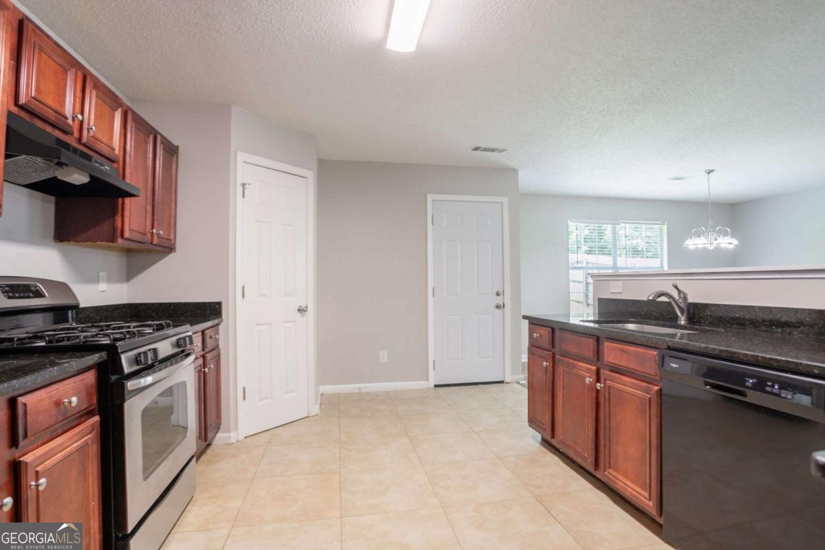 7190 Cavender Drive SW Atlanta GA 30331