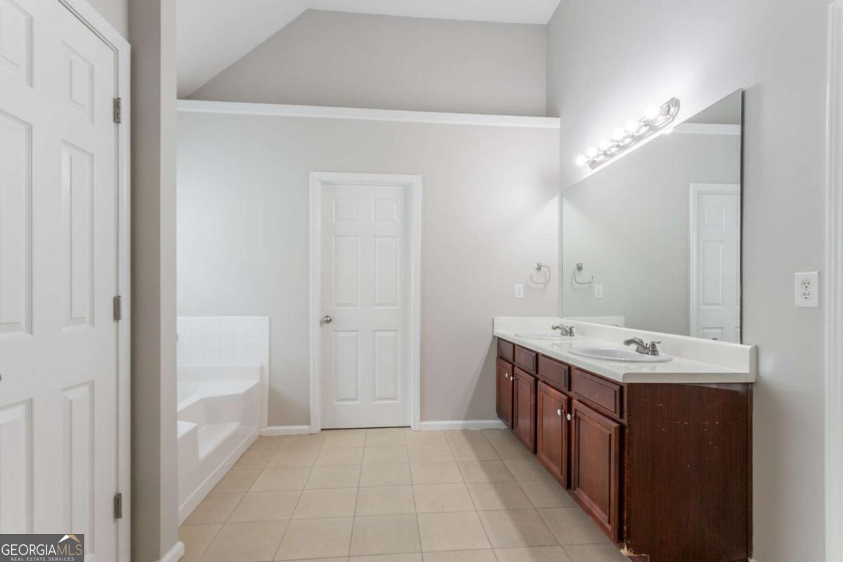 7190 Cavender Drive SW Atlanta GA 30331