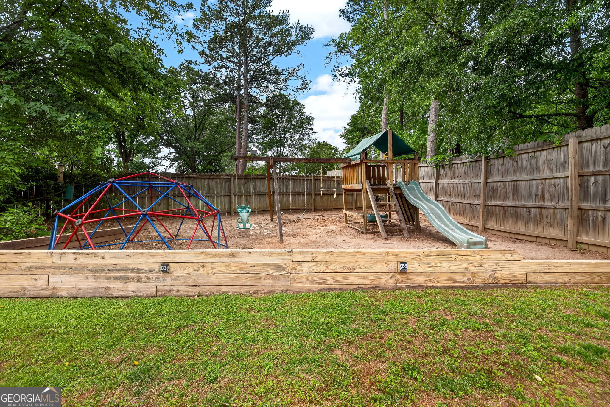 445 Cove Drive NE Marietta GA 30067