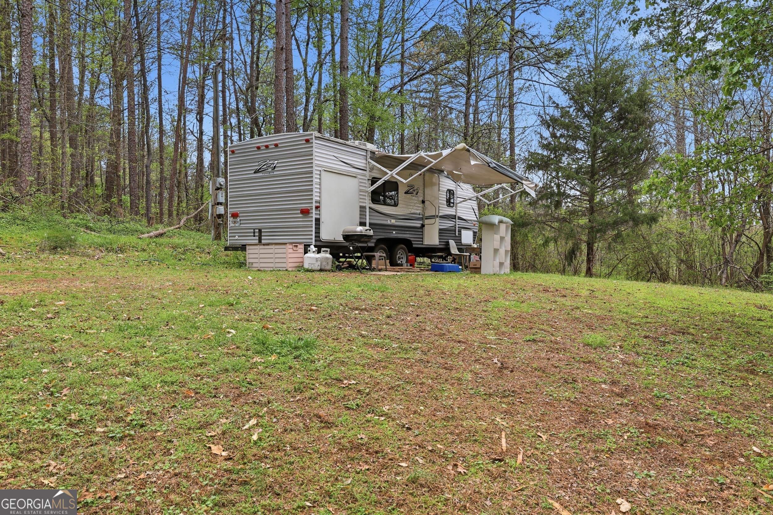 2529 Mcfarlin Bridge Road Carnesville GA 30521