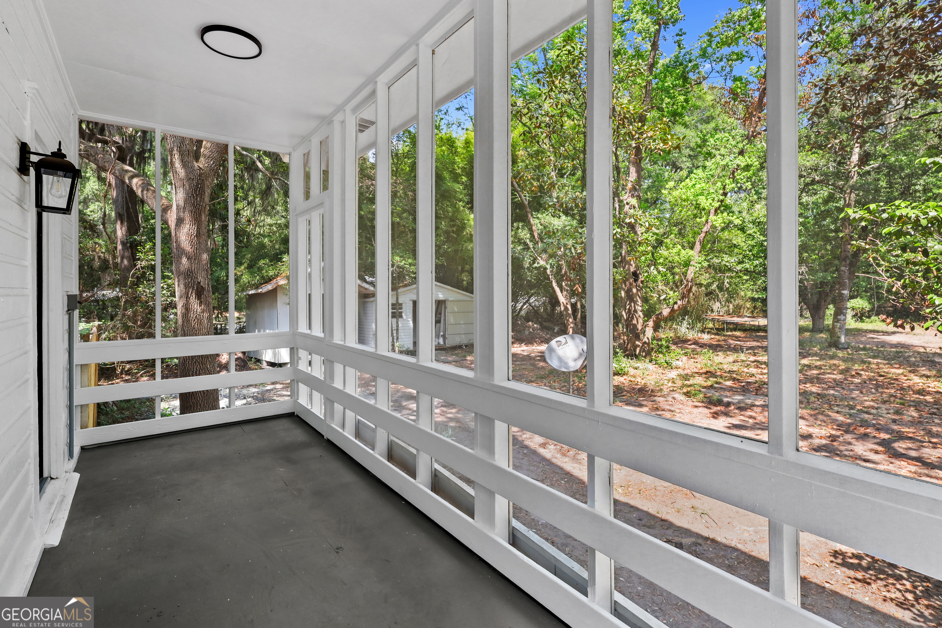 674 Dunlevie Road Allenhurst GA 31301
