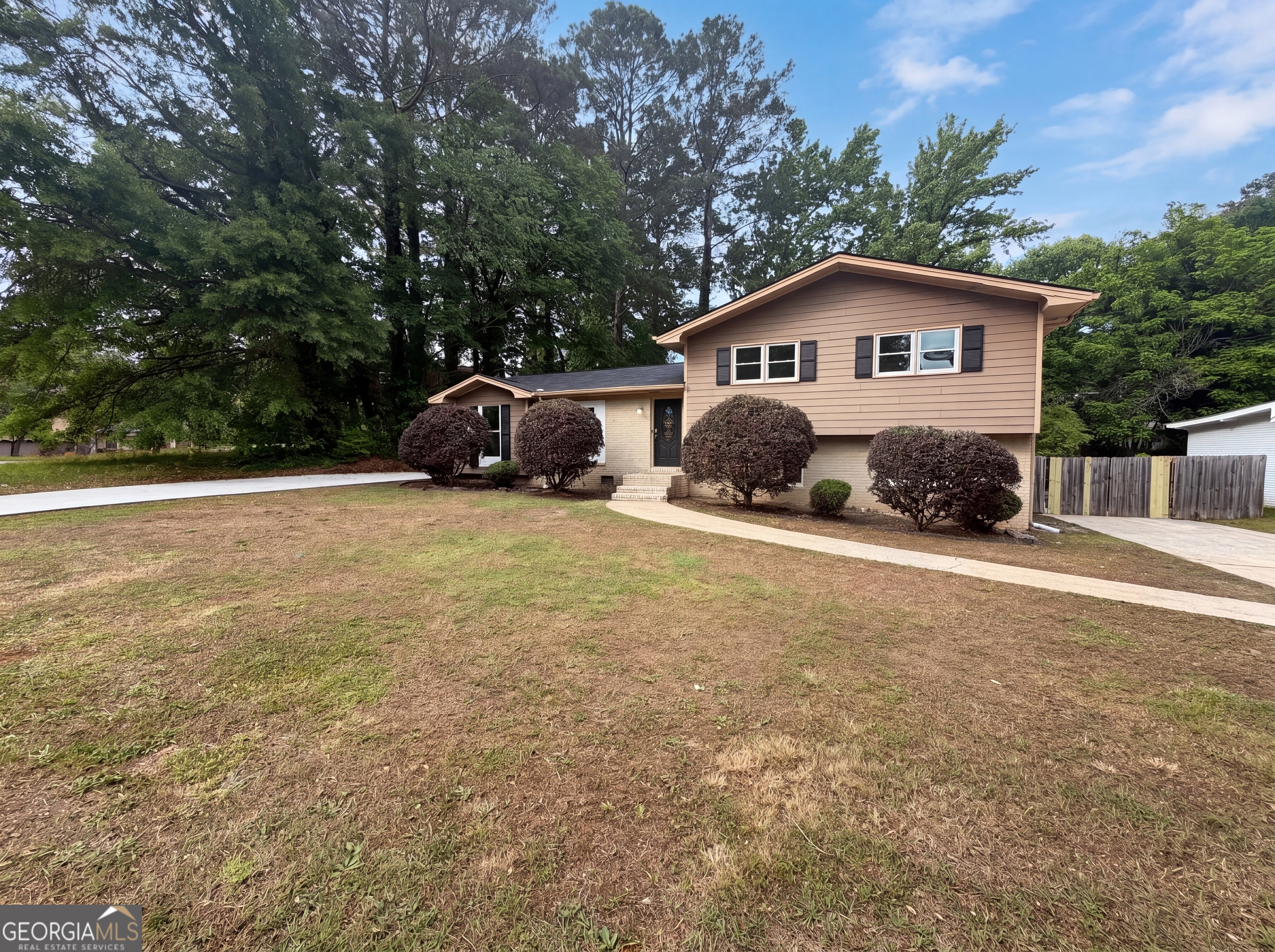 6330 Tahoe Drive Atlanta GA 30349