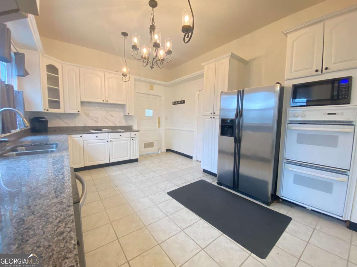 1029 S Elm Street Commerce GA 30529