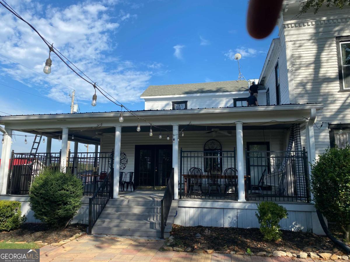 1029 S Elm Street Commerce GA 30529