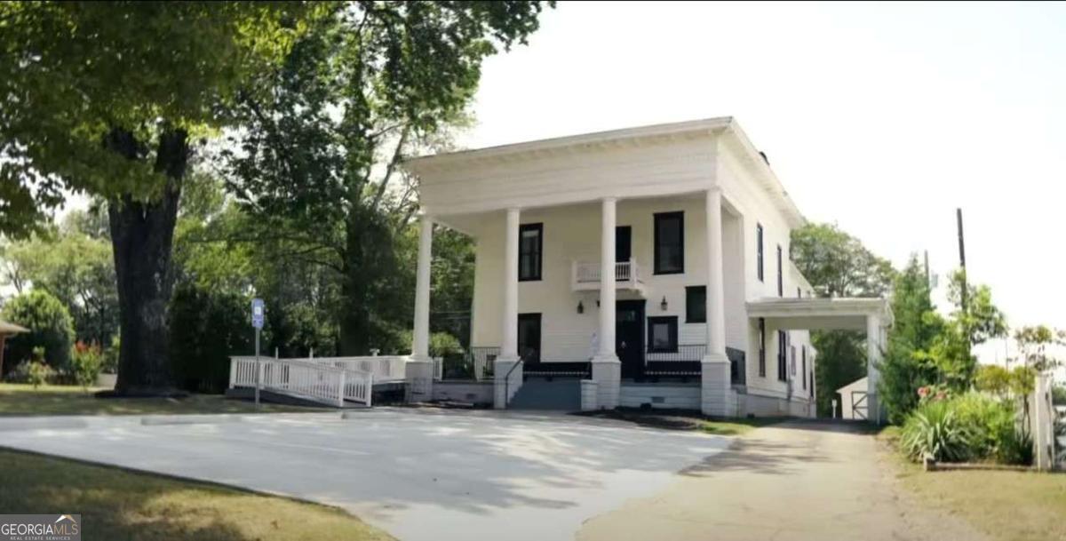 1029 S Elm Street Commerce GA 30529