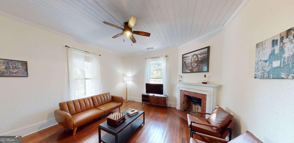 1029 S Elm Street Commerce GA 30529