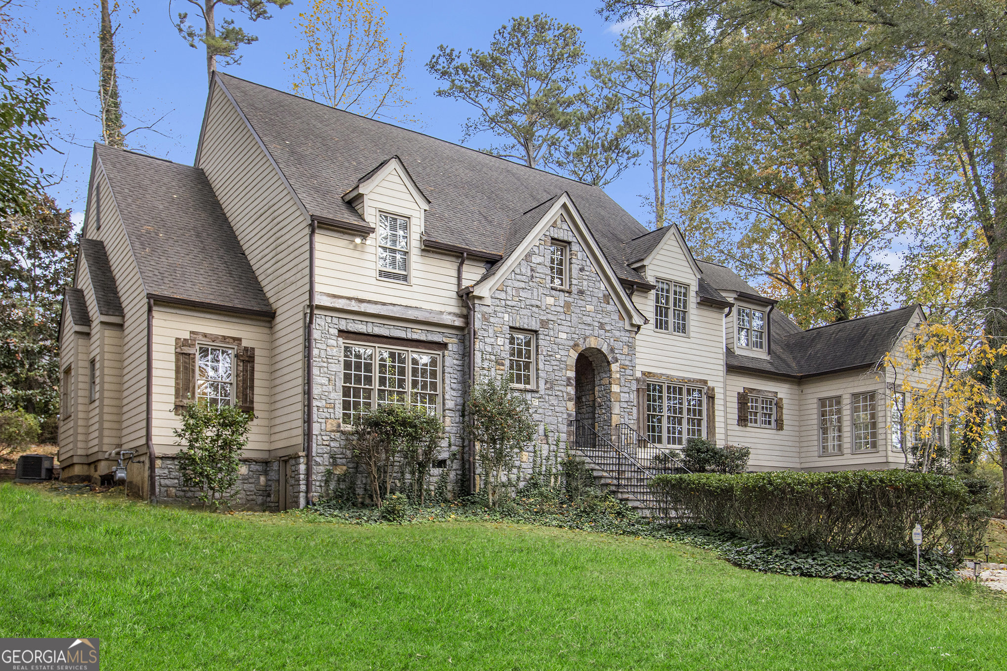 960 Landmark Drive Atlanta GA 30342