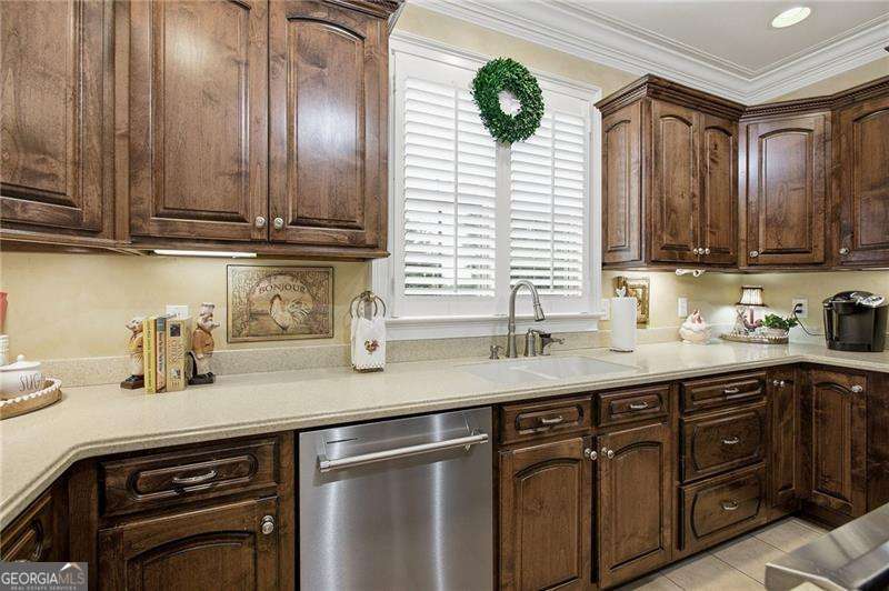 325 Highland Pointe Drive Cohutta GA 30710