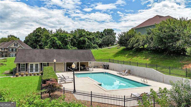 325 Highland Pointe Drive Cohutta GA 30710