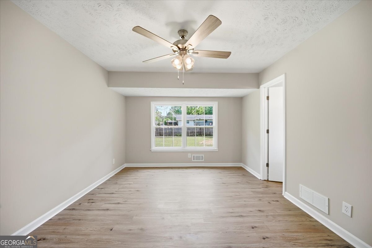 1792 Wesley Way Conyers GA 30012