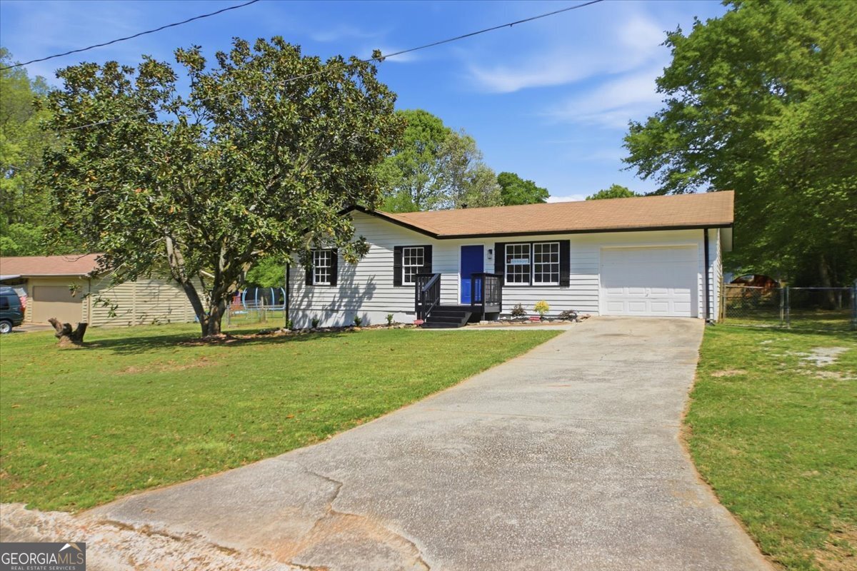 1792 Wesley Way Conyers GA 30012