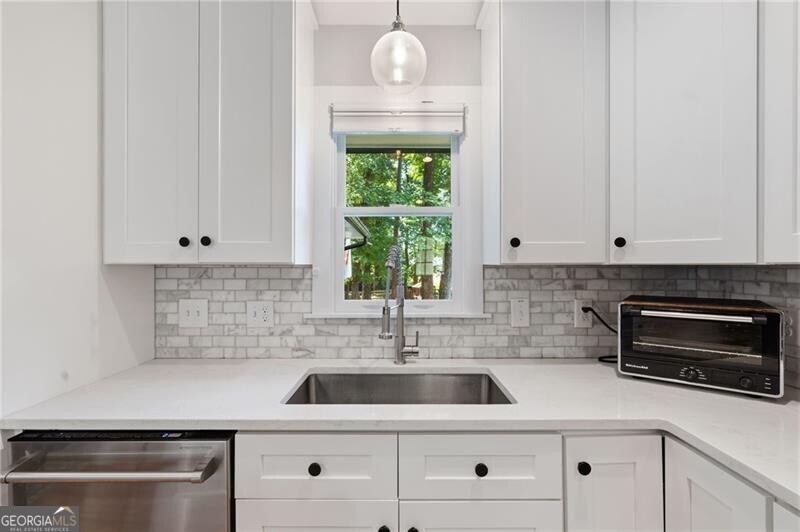 2708 Frontier Trail Atlanta GA 30341