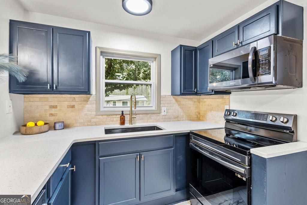 2608 Barge Road SW Atlanta GA 30331
