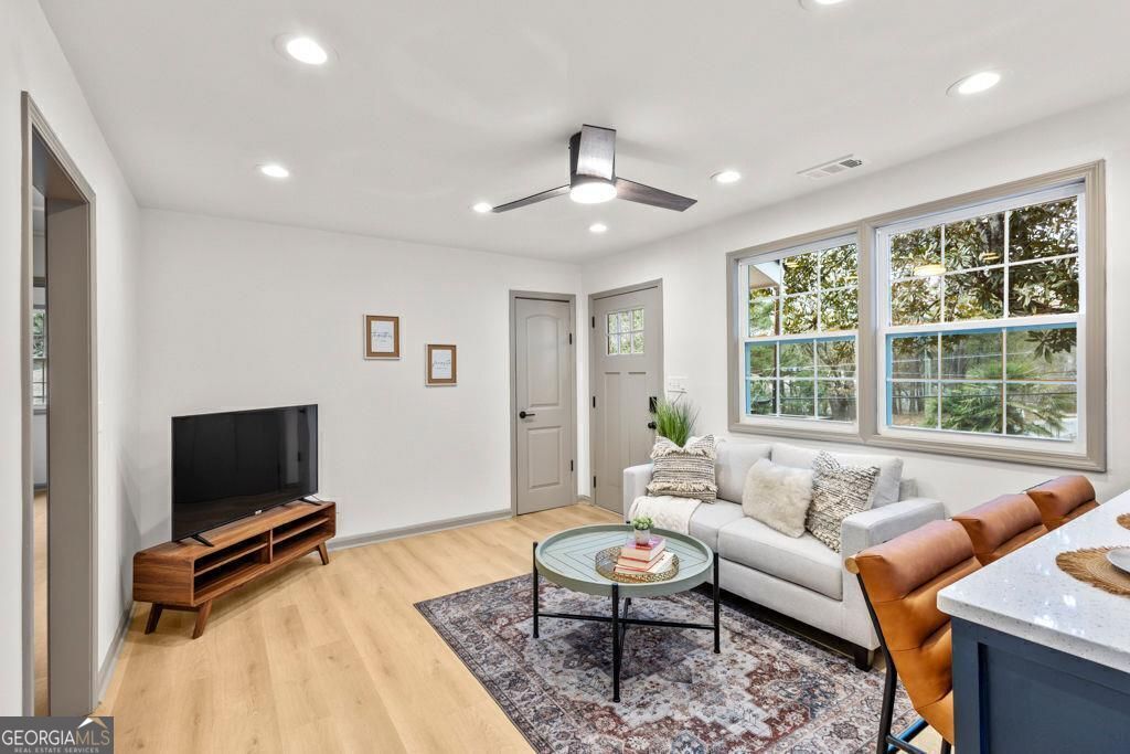 2608 Barge Road SW Atlanta GA 30331
