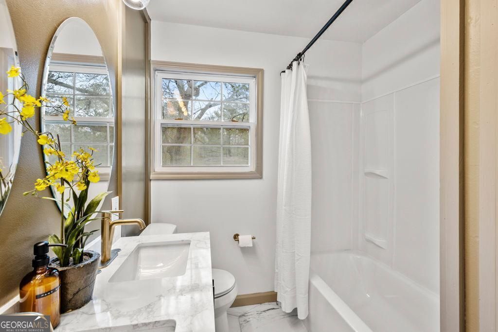 2608 Barge Road SW Atlanta GA 30331