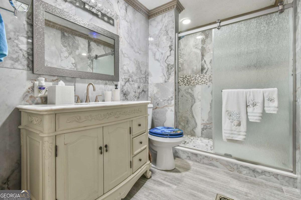 591 Rue Cezzan Lavonia GA 30553