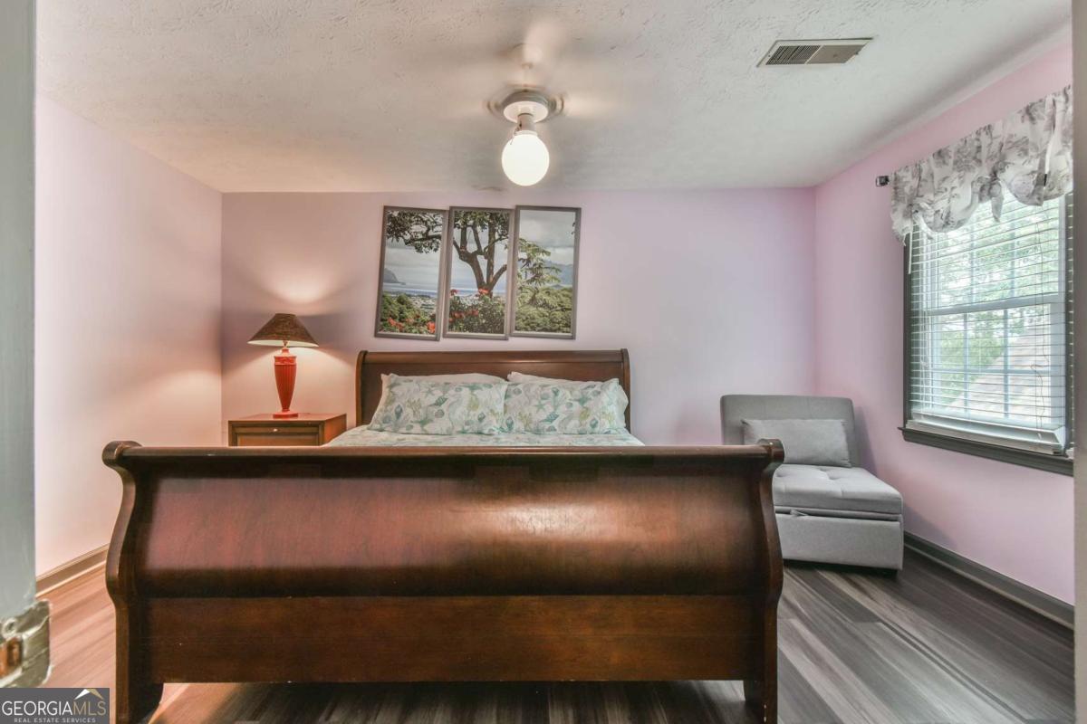 591 Rue Cezzan Lavonia GA 30553