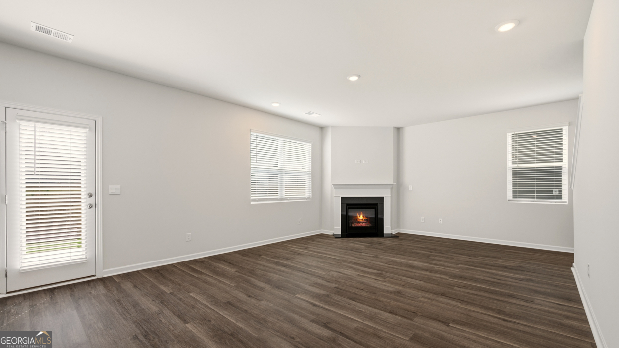 93 White Spruce Way Newnan GA 30265