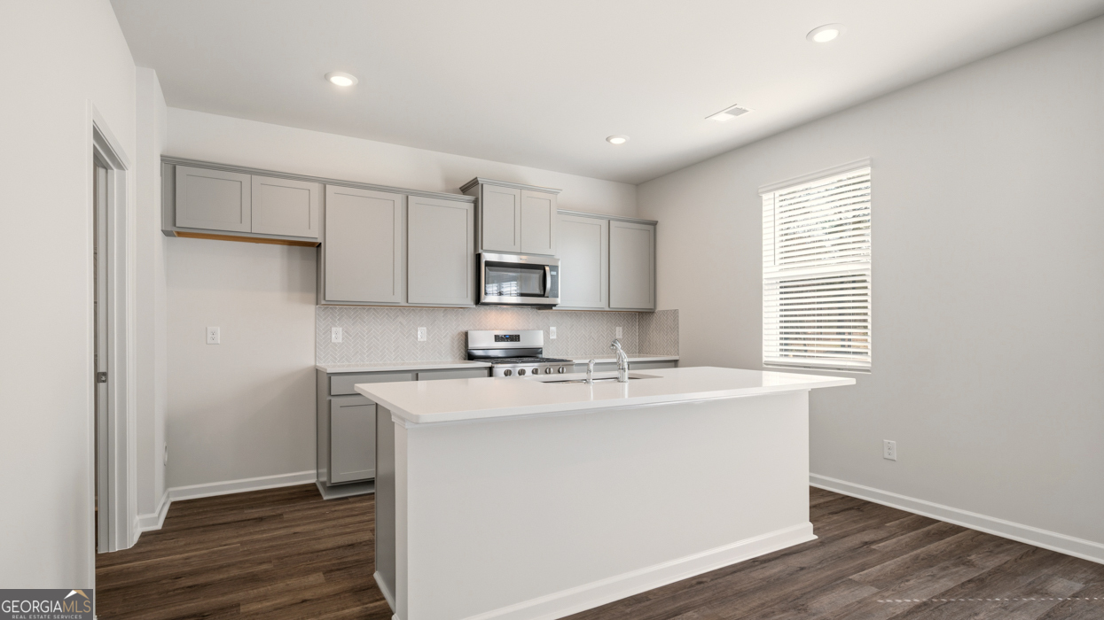 93 White Spruce Way Newnan GA 30265