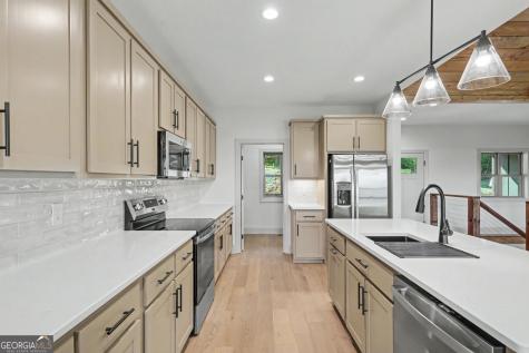 1306 Ramey Mtn Road Hiawassee GA 30546