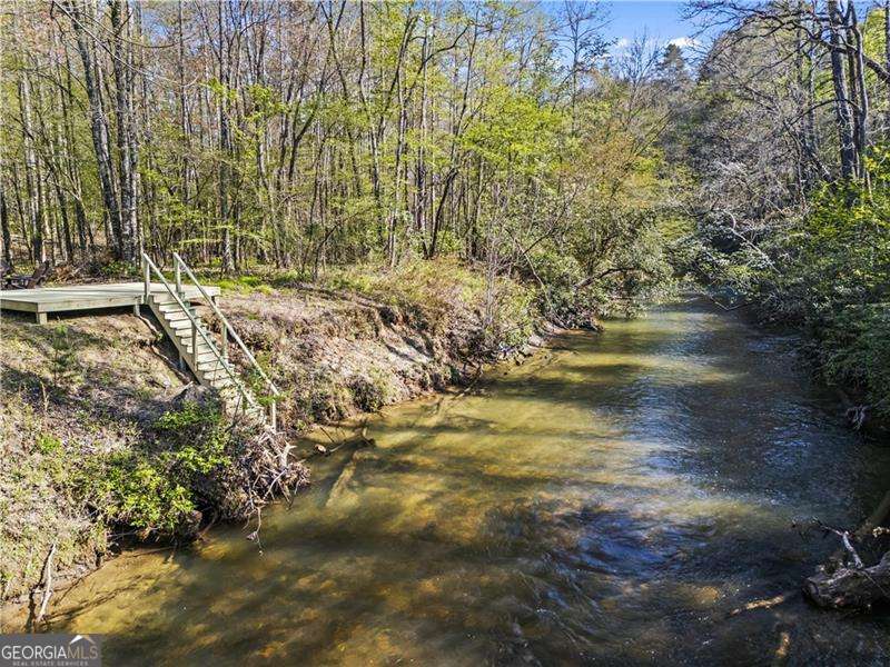 202 Dogwood Drive Epworth GA 30541