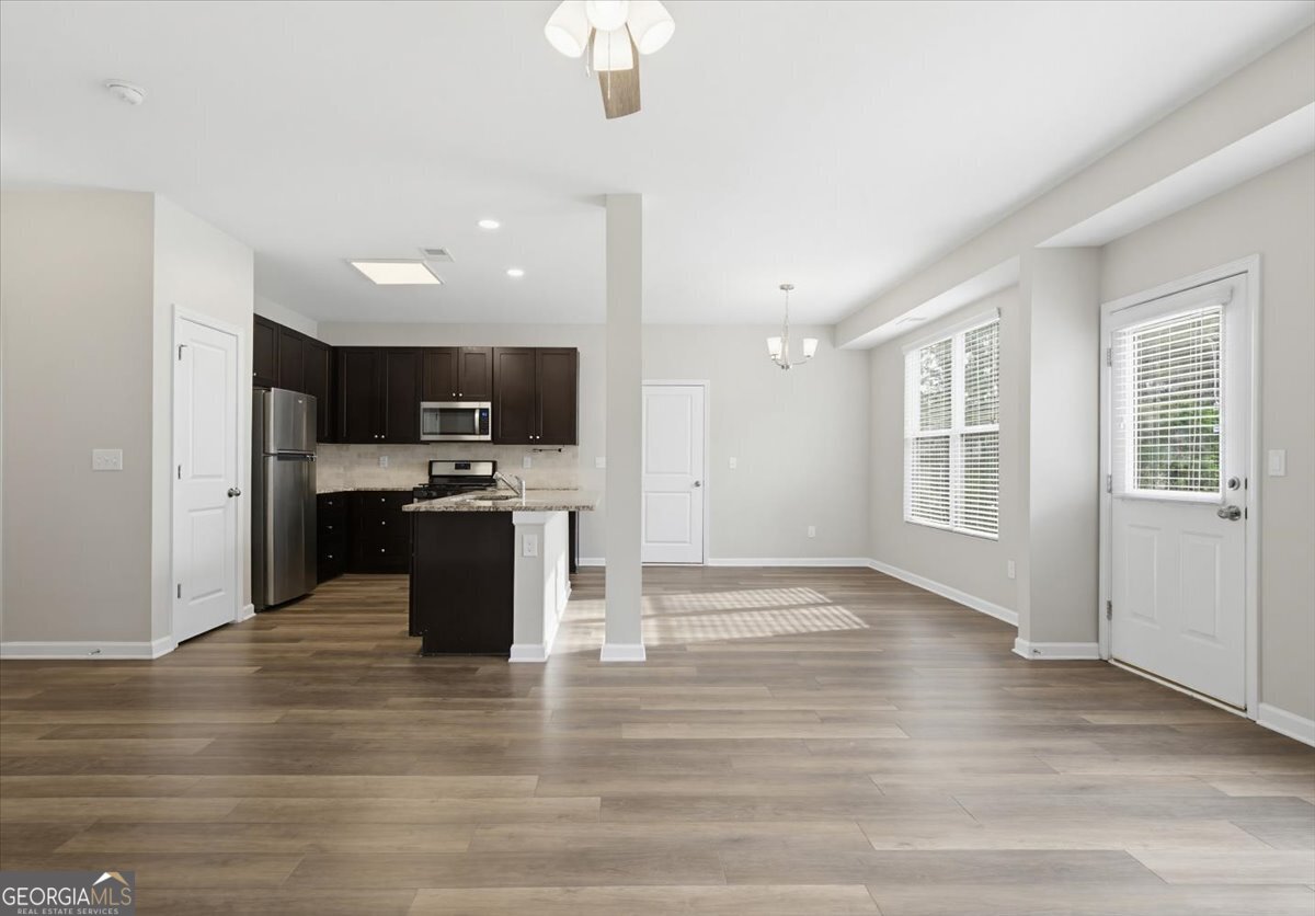 1003 Valley Rock Drive Lithonia GA 30058