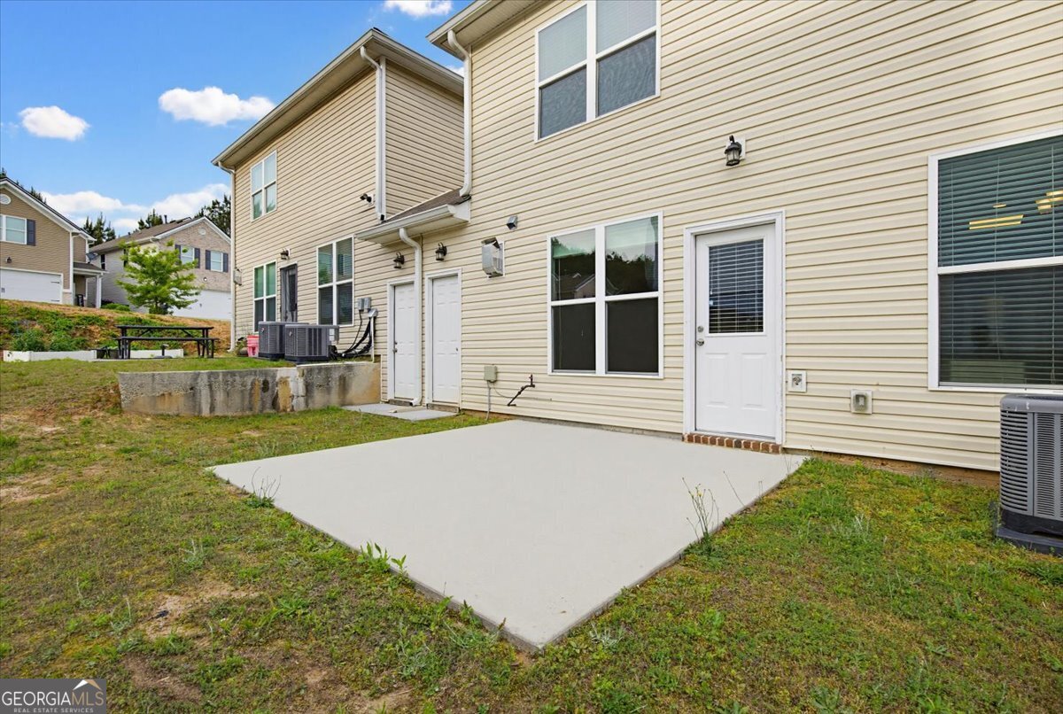 1003 Valley Rock Drive Lithonia GA 30058