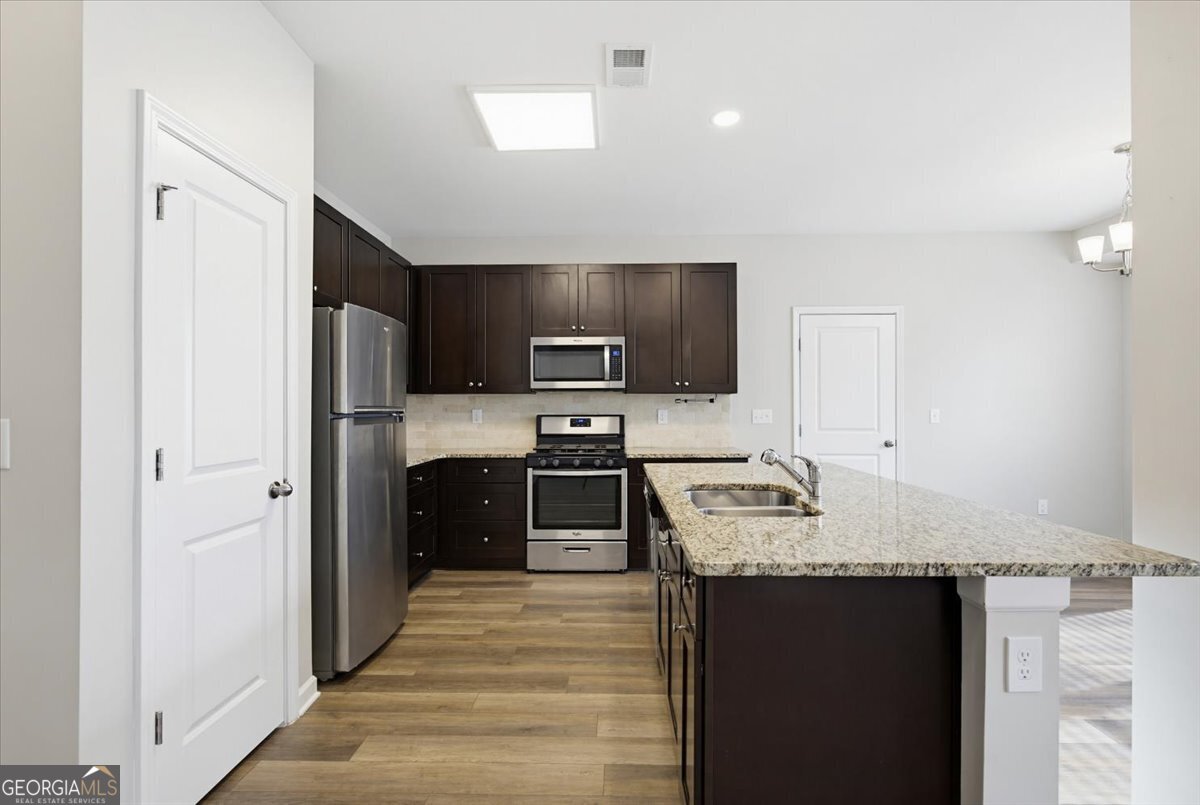 1003 Valley Rock Drive Lithonia GA 30058