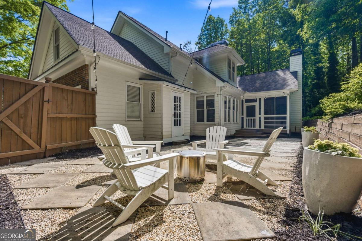 5055 Old Oak Trace Roswell GA 30075