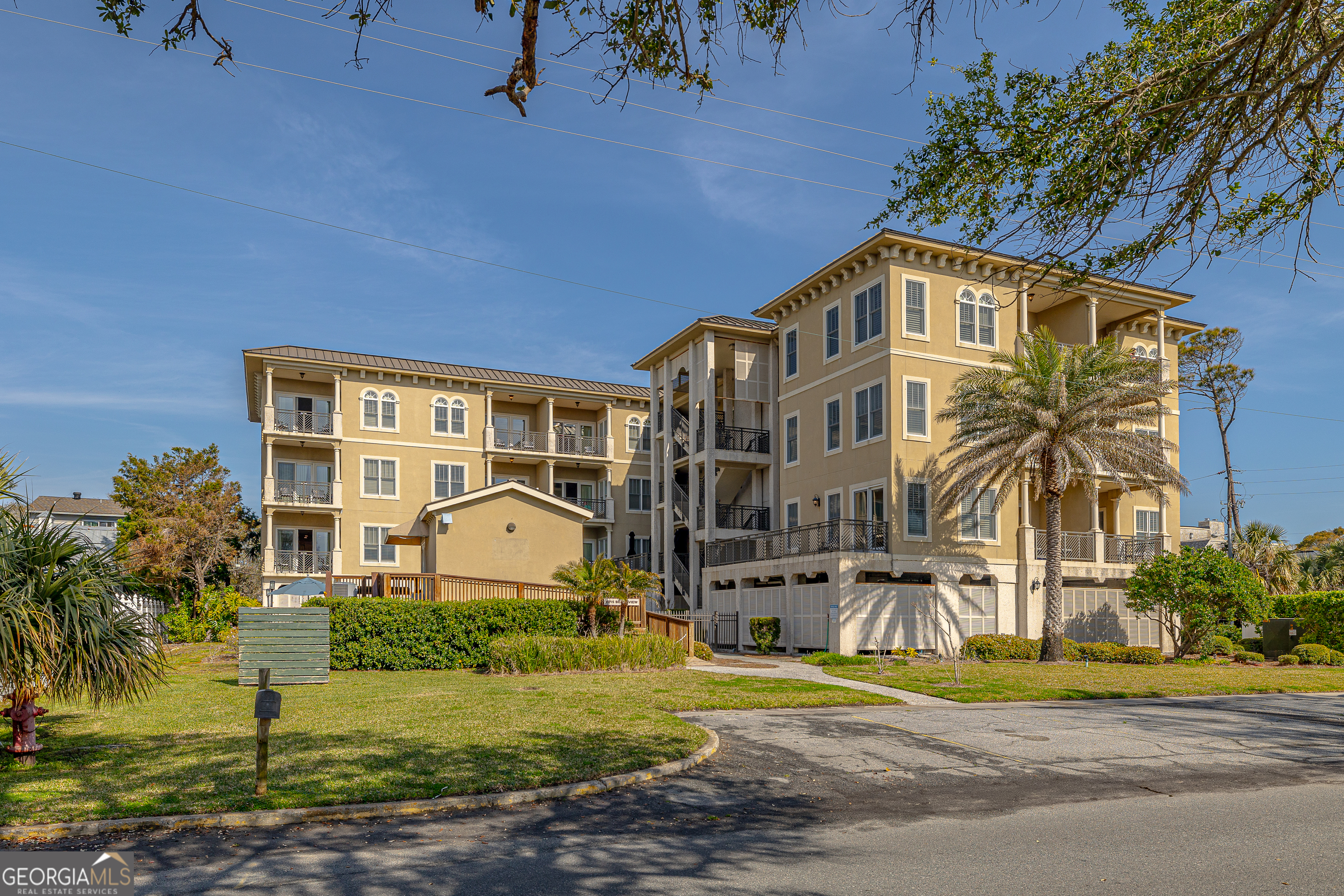 1015 Beachview Drive St. Simons Island GA 31522
