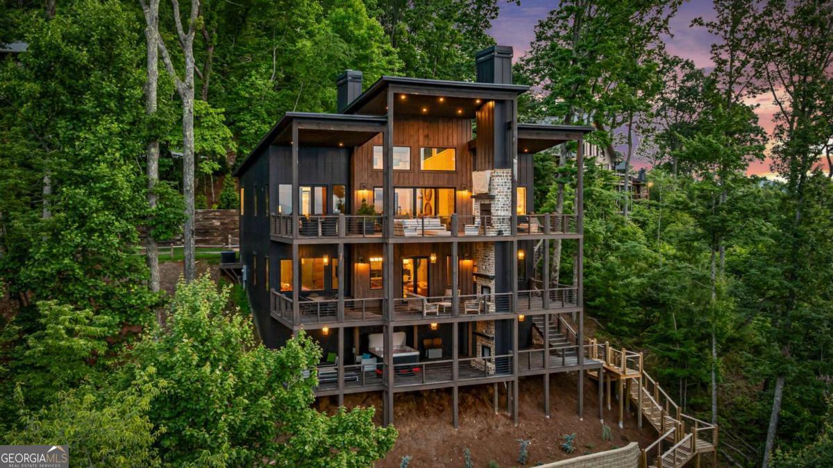 61 Ripshin Heights Blue Ridge GA 30513